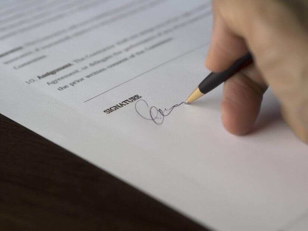 We support solicitors, landlords, businesses, and investigators with trusted process serving by experienced process servers in Essex.